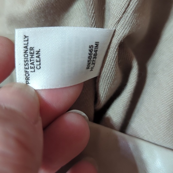 Hinge Designed in Seattle Taupe buttery soft leather jacket ruffle trim sz L - Picture 13 of 13